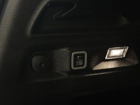 Used 2023 Jeep Grand Cherokee L Limited image 12