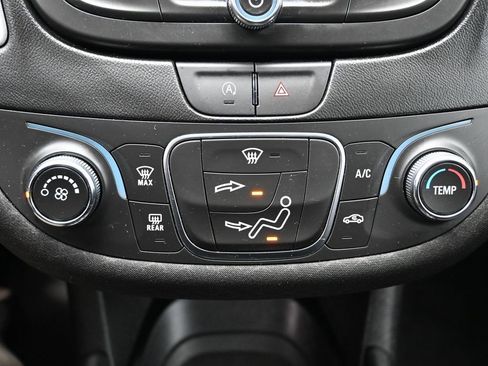 Used 2023 Chevrolet Malibu LS image 23