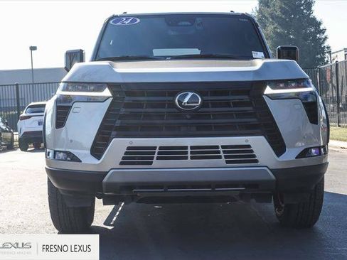 Certified 2024 Lexus GX 550 550 Overtrail image 2