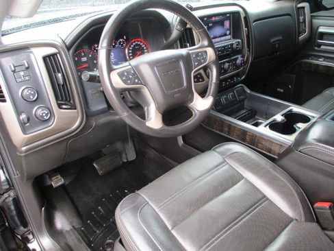 Used 2015 GMC Sierra 2500 Denali w/ Driver Alert Package image 13