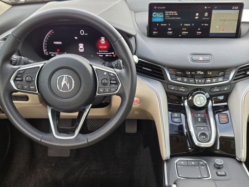 Certified 2025 Acura TLX w/ Technology Package image 36