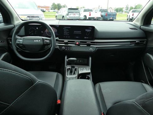 New 2026 Kia Sportage SX FWD image 21