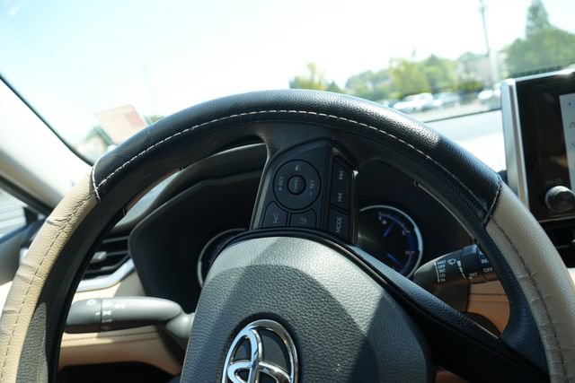 Used 2024 Toyota RAV4 XLE w/ Convenience Package AWD/4WD image 28