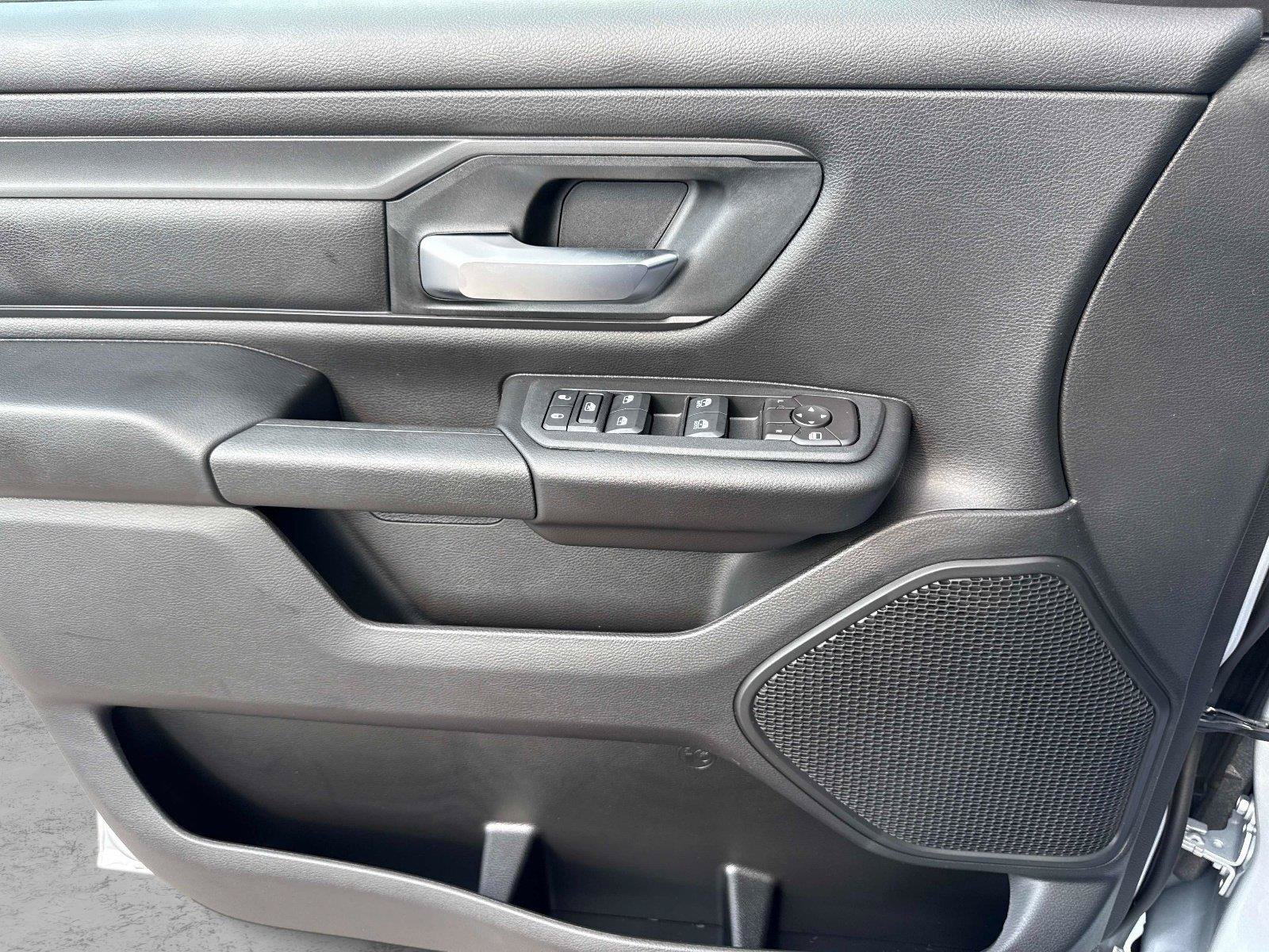 New 2026 RAM 1500 Express AWD/4WD image 14