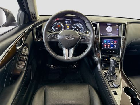 Used 2019 INFINITI Q50 Luxe w/ Cargo Package (L96) RWD image 17