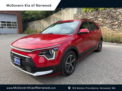 Used 2023 Kia Niro EX