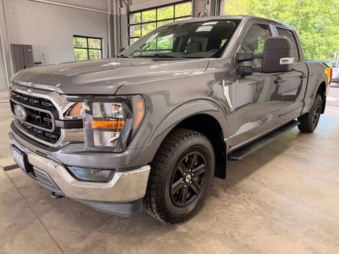 Used 2023 Ford F150 XLT w/ Trailer Tow Package AWD/4WD image 4