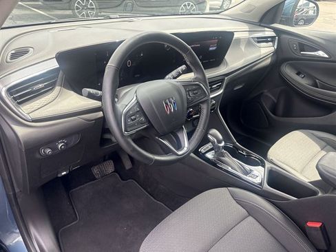 Certified 2024 Buick Encore GX Preferred w/ Comfort Package FWD image 10