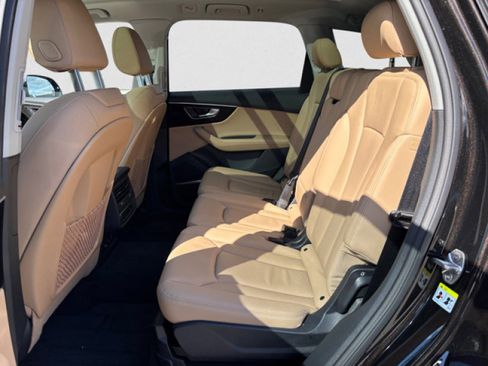 Used 2023 Audi Q7 2.0T Premium Plus w/ Premium Plus Package image 18