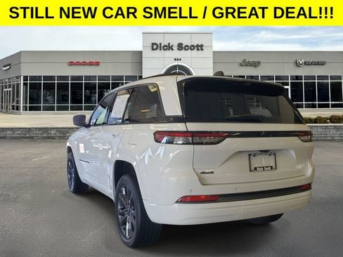 Used 2026 Jeep Grand Cherokee Limited AWD/4WD image 3