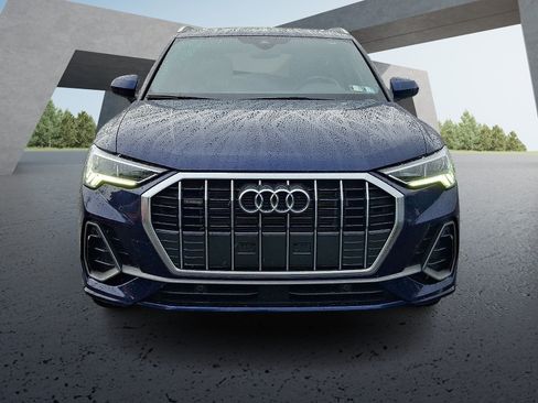 Used 2025 Audi Q3 2.0T Premium AWD/4WD image 2