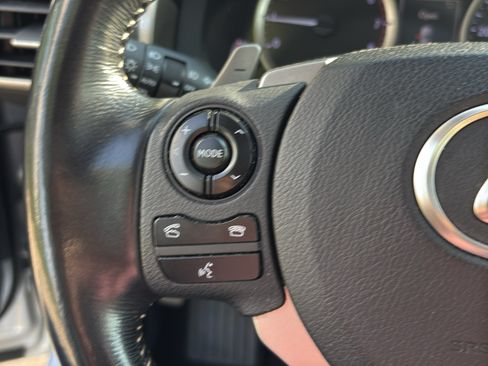 Used 2016 Lexus IS 200t RWD image 19