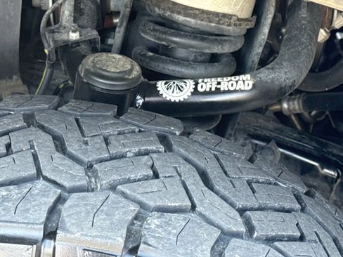 Used 2018 Toyota 4Runner SR5 image 6