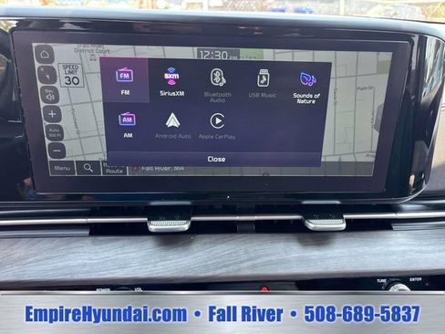 Used 2024 Kia Carnival EX FWD image 26