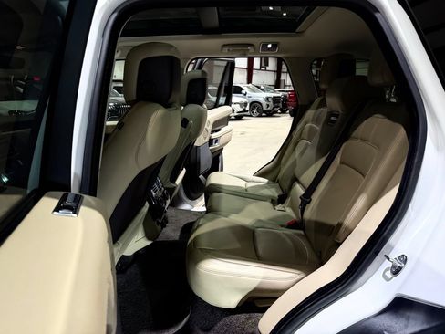 Used 2020 Land Rover Range Rover AWD/4WD image 17