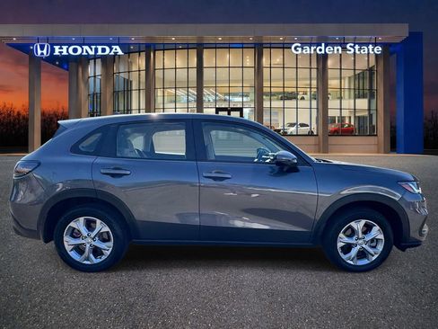 Certified 2024 Honda HR-V LX image 5