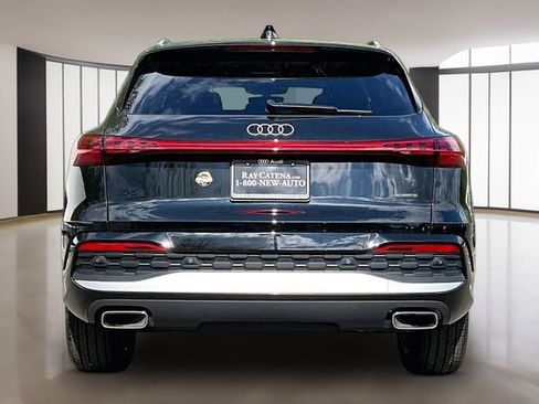 Used 2025 Audi Q5 Premium Plus w/ Premium Plus AWD/4WD image 6