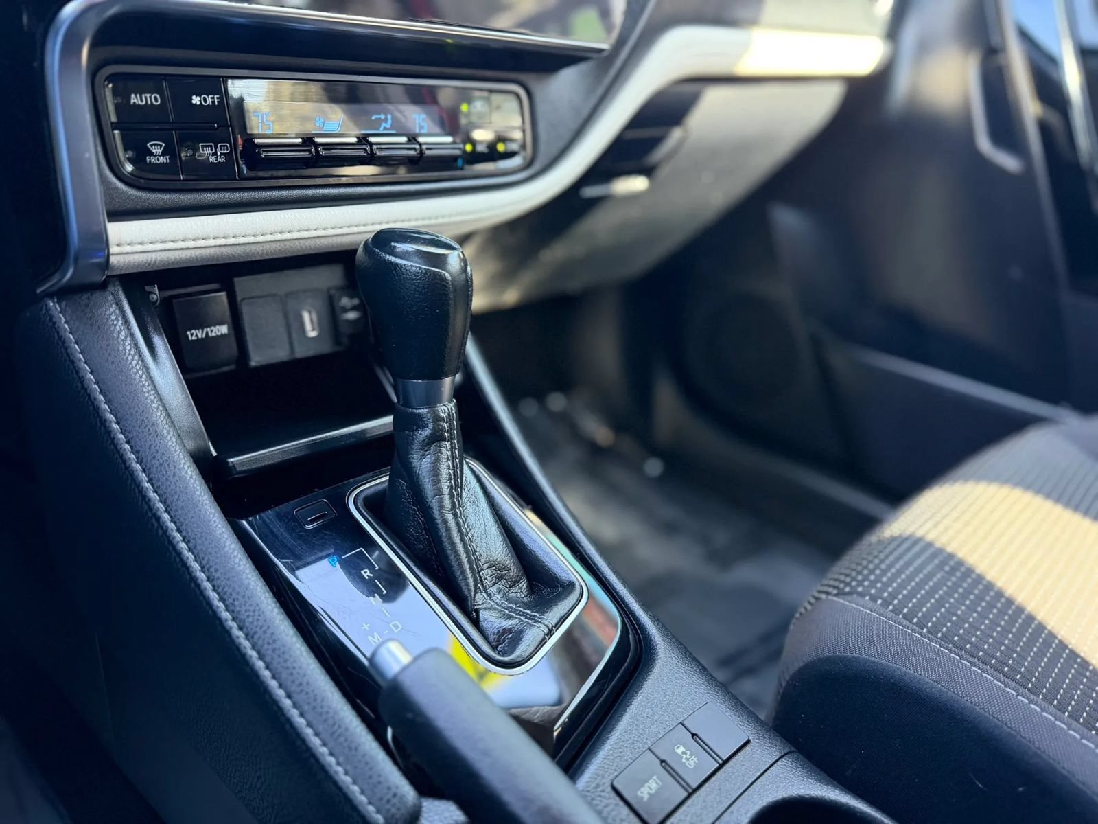 Used 2017 Toyota Corolla iM w/ All-Weather Mat Package FWD image 19