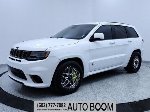 Used 2018 Jeep Grand Cherokee Trackhawk AWD/4WD image 1