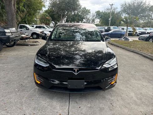 Used 2017 Tesla Model X 75D image 3