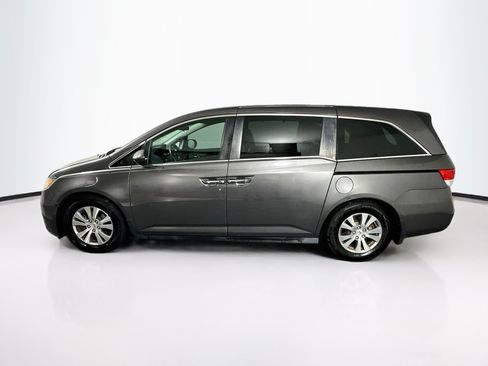 Used 2016 Honda Odyssey SE image 4