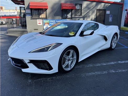 Used 2023 Chevrolet Corvette Stingray Coupe w/ 1LT image 3