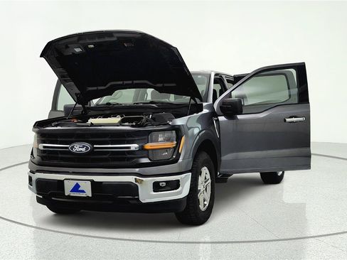 Used 2025 Ford F150 XLT w/ Equipment Group 301A Standard AWD/4WD image 11