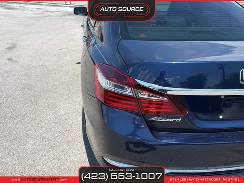 Used 2017 Honda Accord EX-L image 12