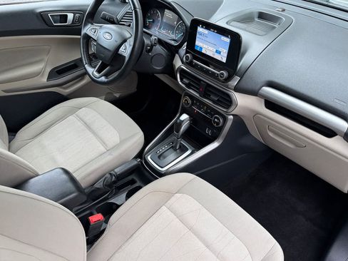 Used 2019 Ford EcoSport SE image 18