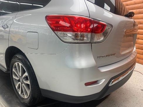 Used 2016 Nissan Pathfinder S image 33