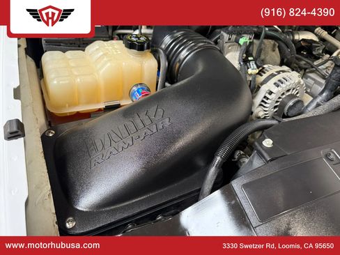 Used 2006 Chevrolet Silverado 2500 LT w/ Heavy-Duty Power Package AWD/4WD image 9