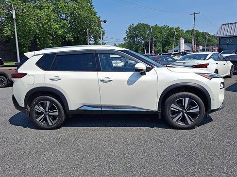 Certified 2023 Nissan Rogue Platinum AWD/4WD image 8
