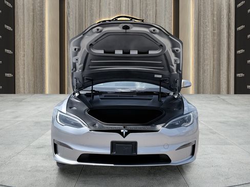 Used 2025 Tesla Model S AWD/4WD image 18