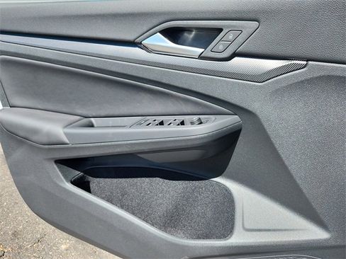 New 2025 Volkswagen GTI SE image 6
