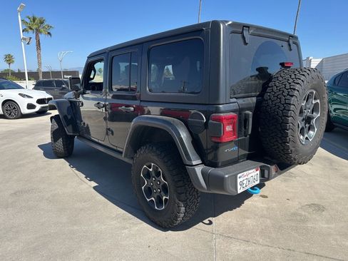 Used 2023 Jeep Wrangler Unlimited Rubicon 4xe AWD/4WD image 4