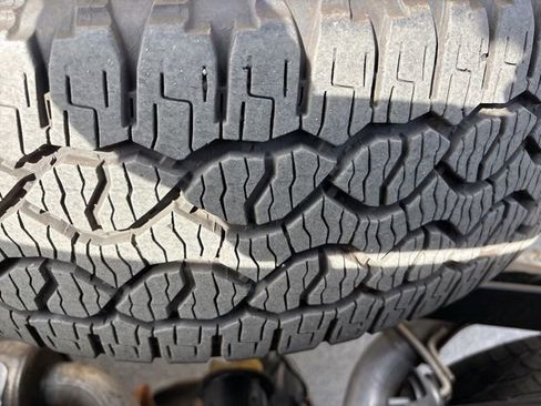 Used 2025 Ford F150 XLT w/ Equipment Group 301A Standard image 9