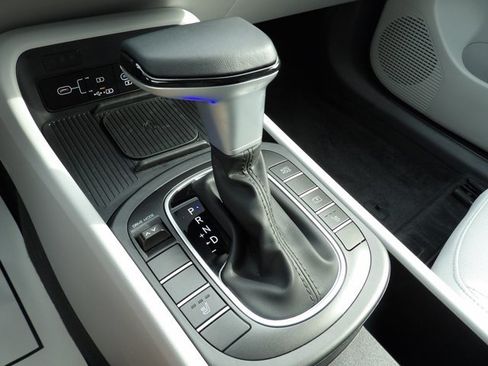Certified 2026 Hyundai Kona SEL Sport FWD image 21