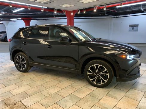 Used 2022 MAZDA CX-5 AWD 2.5 S w/ Premium Package image 8