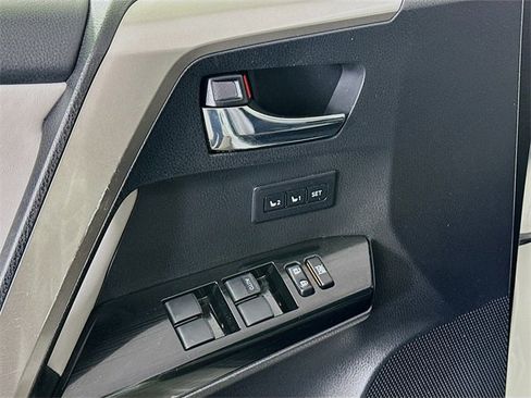 Used 2017 Toyota RAV4 Limited image 20