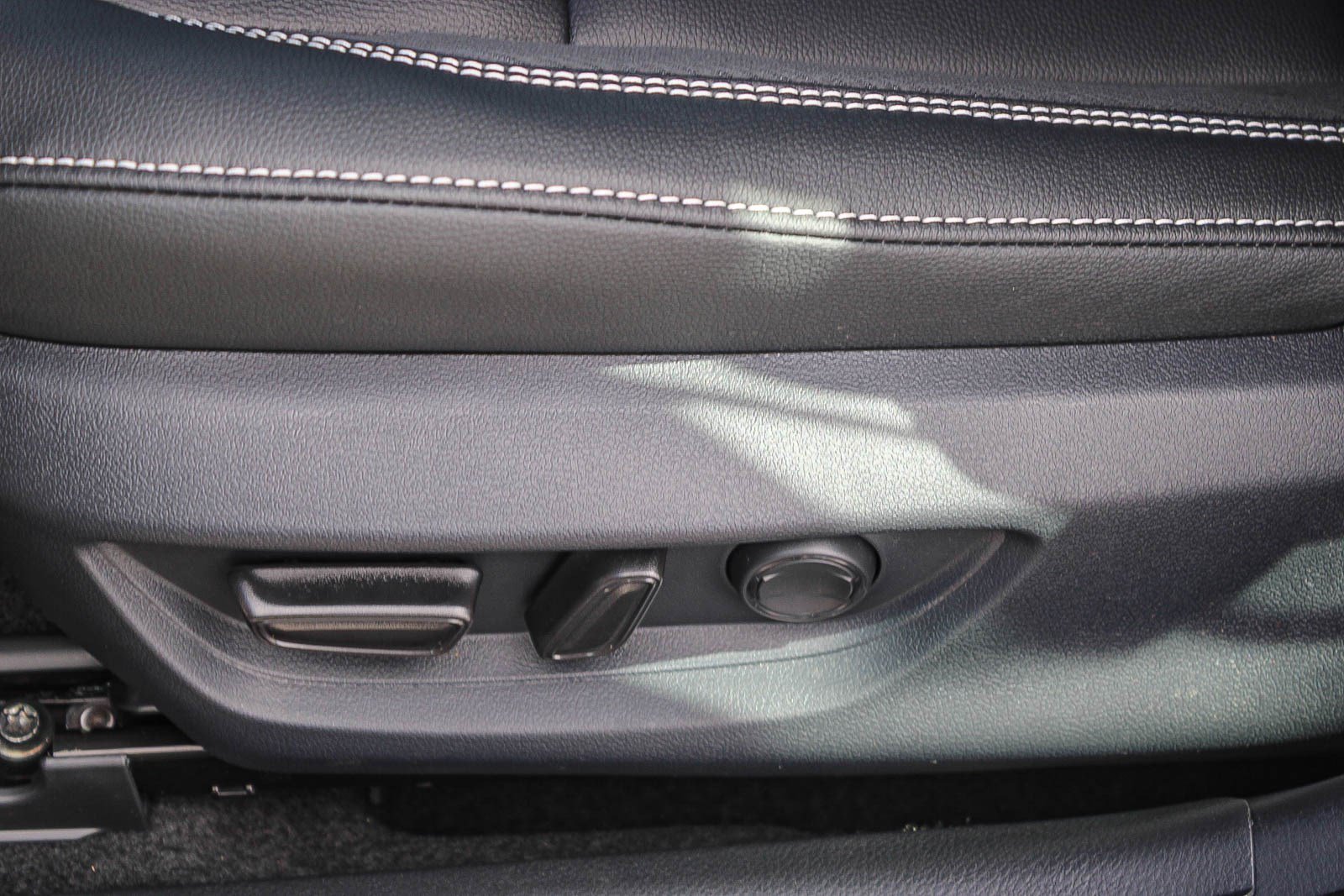 New 2026 Toyota Camry SE FWD image 24