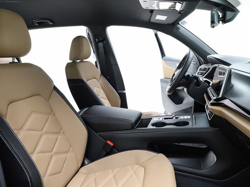 New 2026 Volkswagen Atlas Cross Sport SE image 72