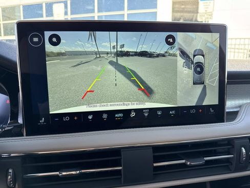 New 2026 Lincoln Corsair Premiere image 23