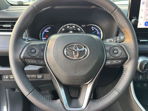 Used 2023 Toyota RAV4 XSE image 17