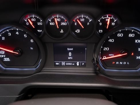 Used 2024 Chevrolet Silverado 1500 Custom image 24