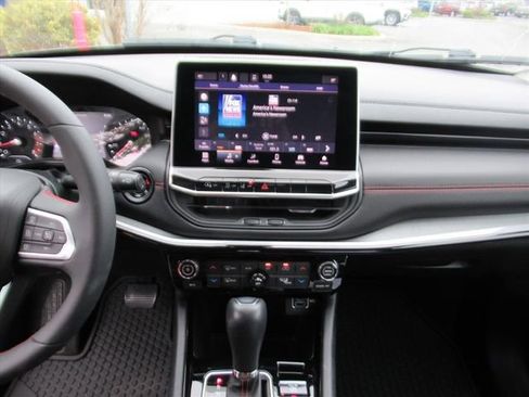 Used 2022 Jeep Compass Trailhawk w/ Trailer Tow Group image 20