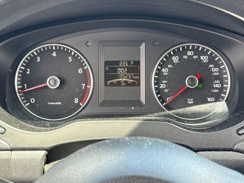 Used 2014 Volkswagen Jetta SE FWD image 24