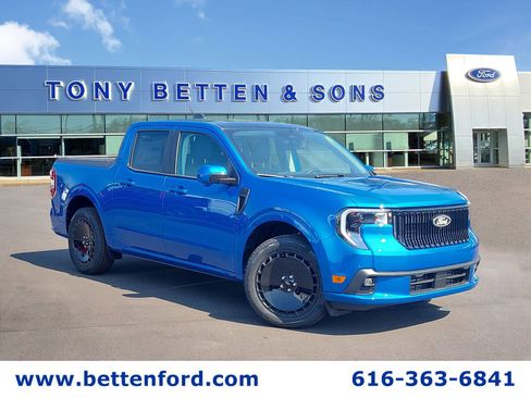 New 2025 Ford Maverick Lobo image 1