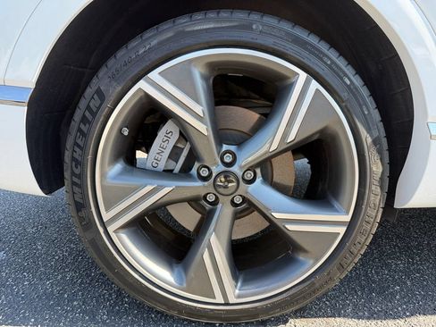 Used 2025 Genesis GV80 2.5T Prestige AWD/4WD image 17