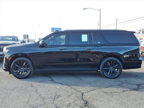 Used 2021 Cadillac Escalade ESV Sport w/ Driver Assist Tech Package image 7