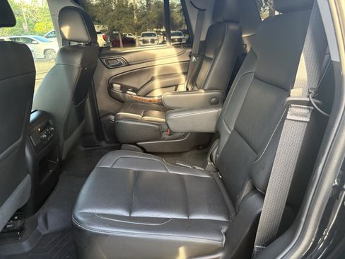 Used 2018 Chevrolet Tahoe Premier RWD image 9